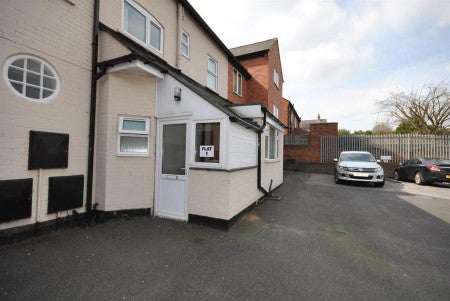 Flat Piper Lane in North East Derbyshire