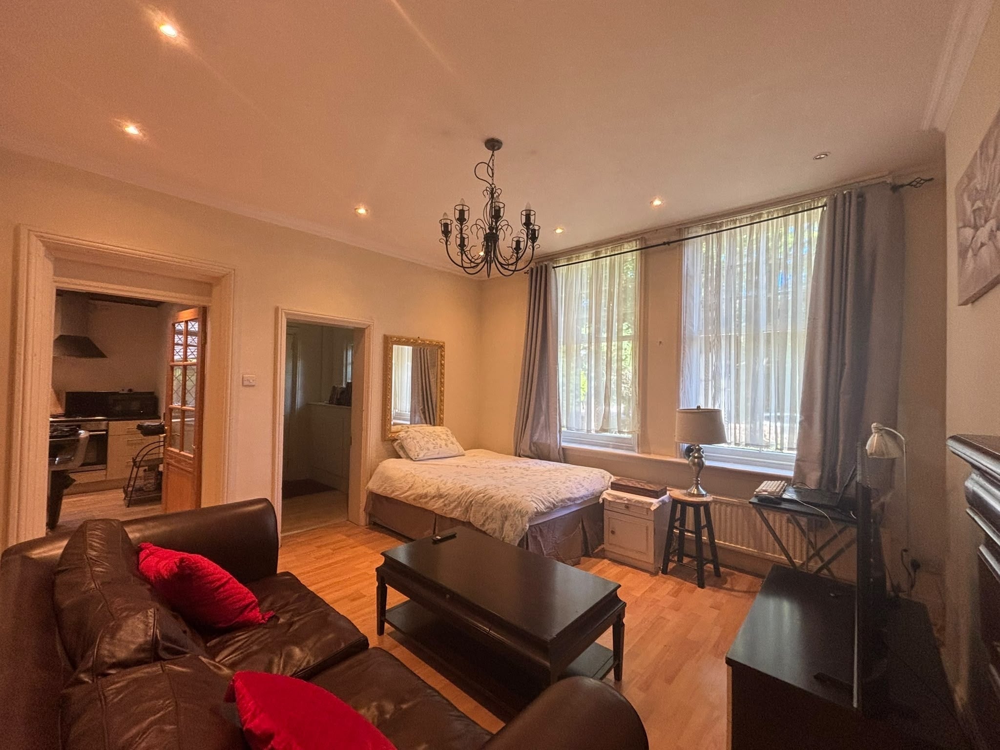 Flat Amesbury Road in Birmingham