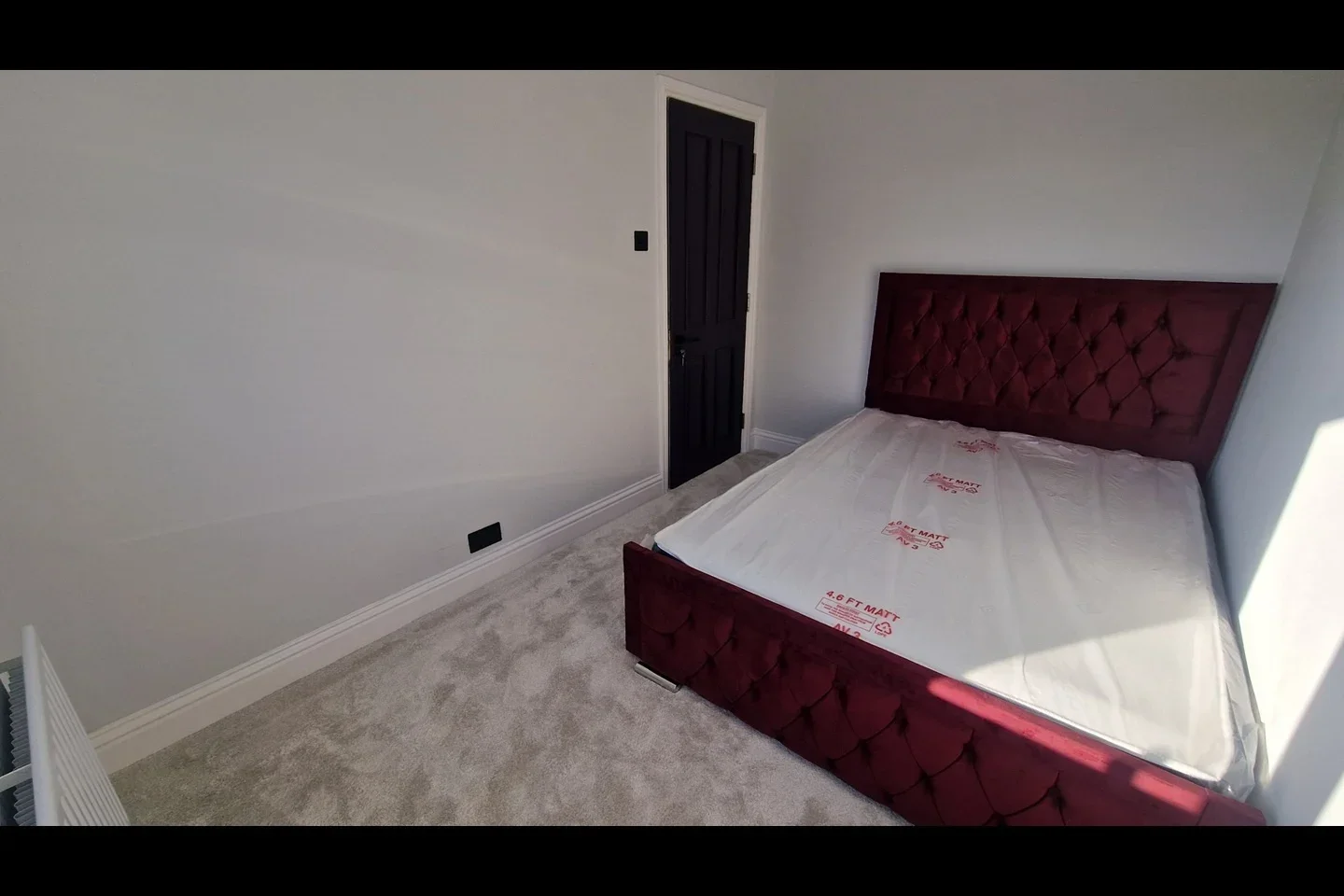 Room Oxford Crescent in Greater London
