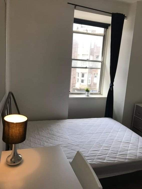 Flat East Fountainbridge in City of Edinburgh