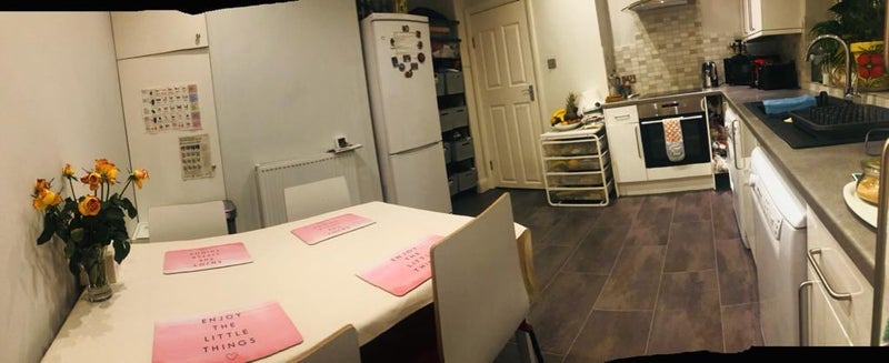 Room Chestnut Road in Greater London