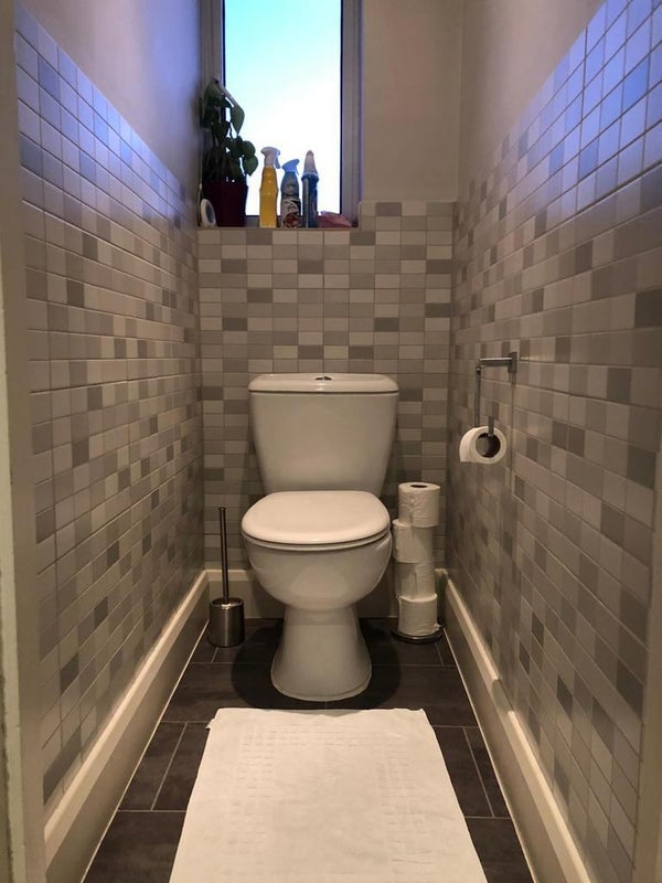 Room Chestnut Road in Greater London