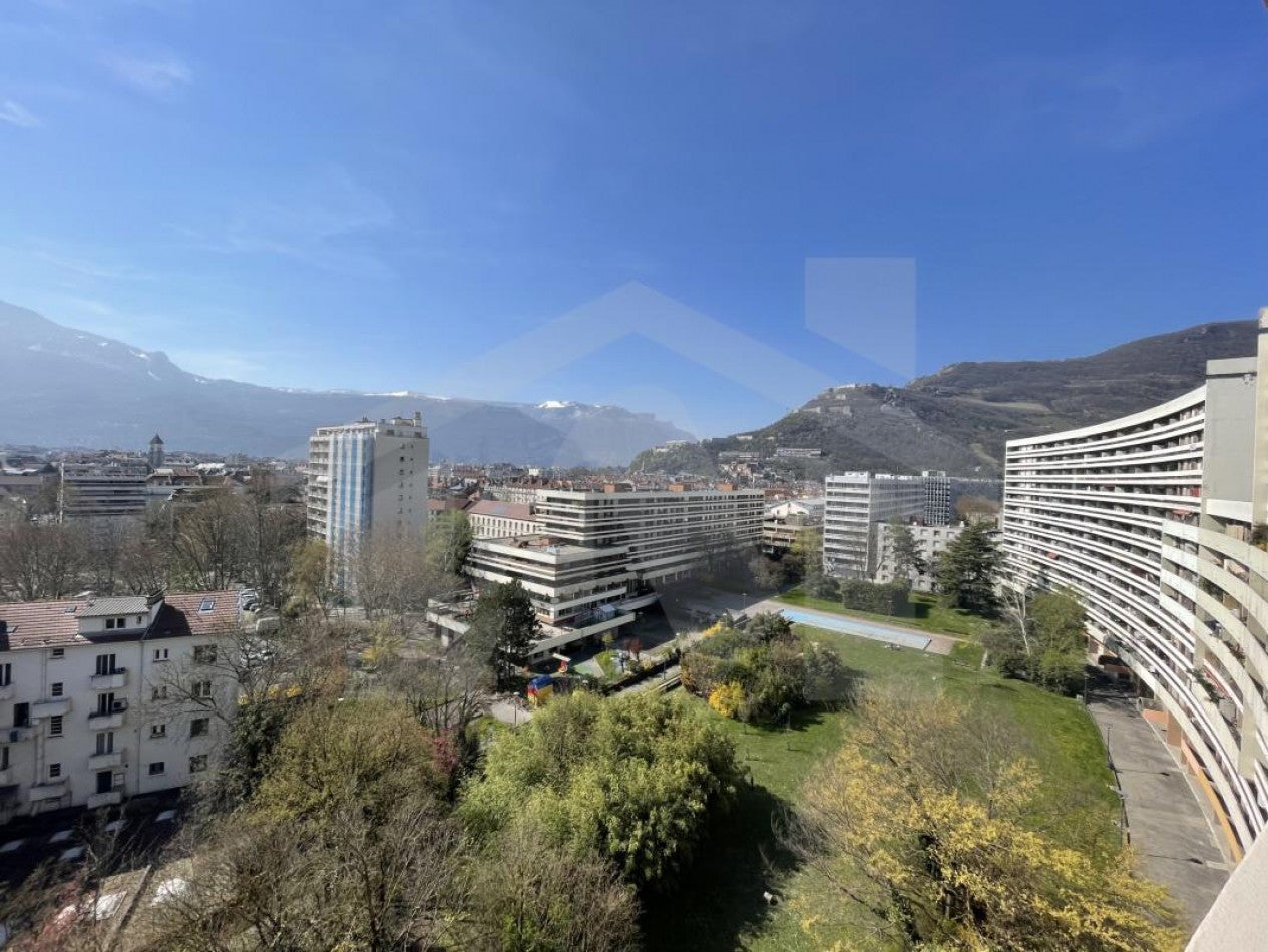 Appartement Place Jean Moulin à Grenoble