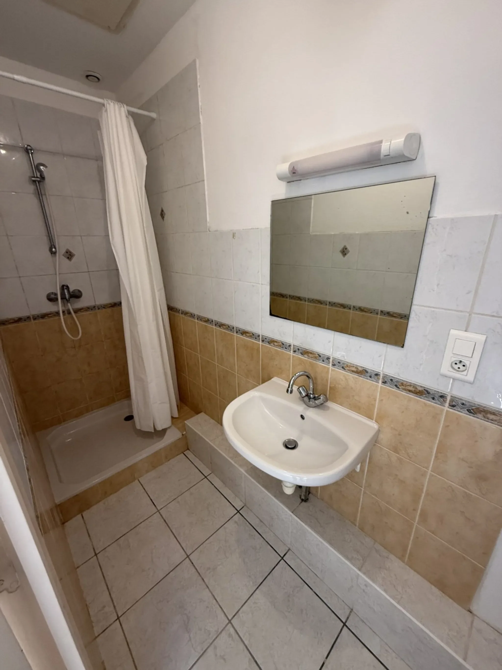 Appartement Rue du Rival à Montrond-les-Bains