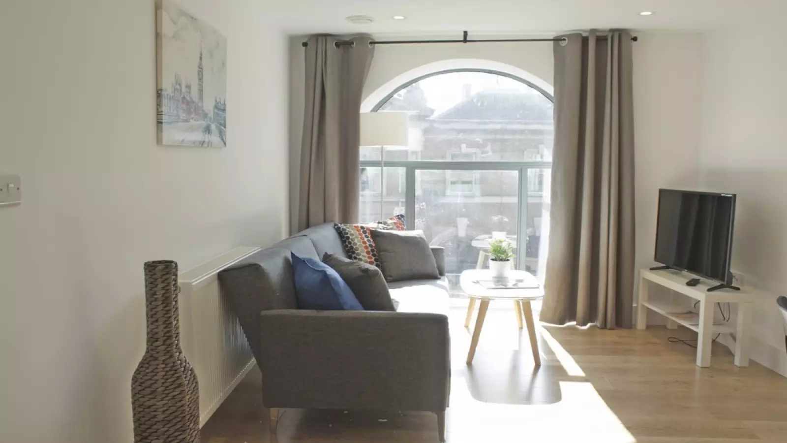 Flat Bishopsgate in City of London