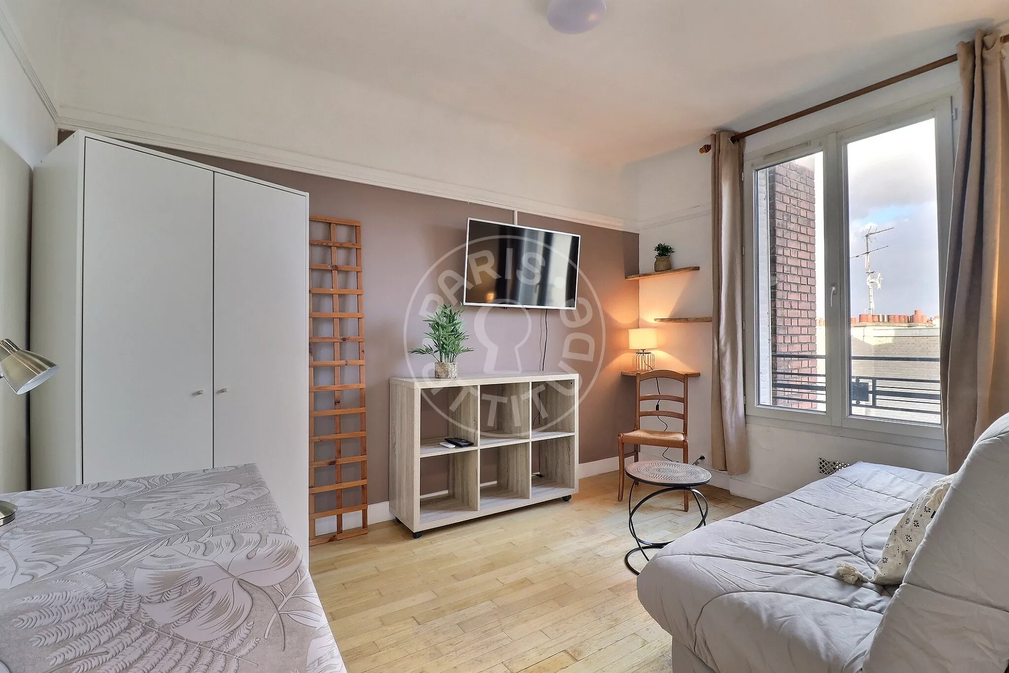 Appartement Rue Sainte-Isaure à Paris