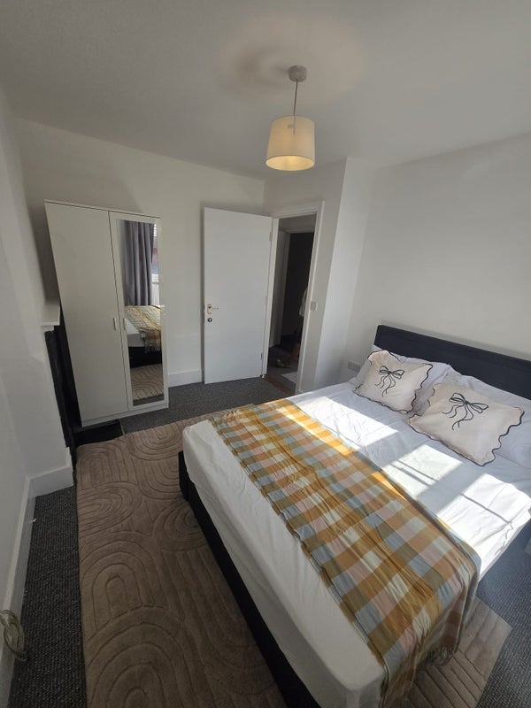 Room Upper Stone Street in Maidstone
