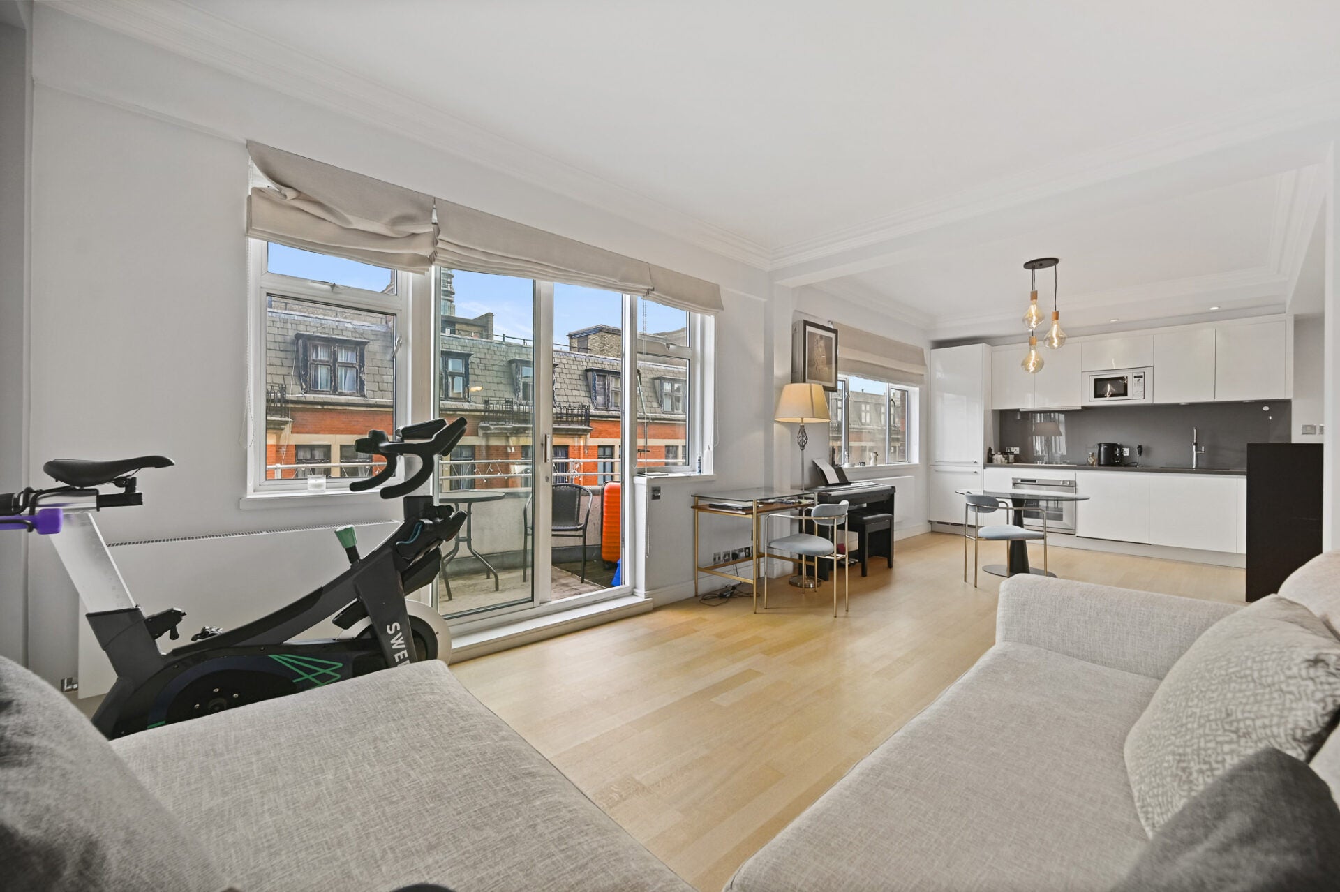Flat Hallam Street in City of Westminster
