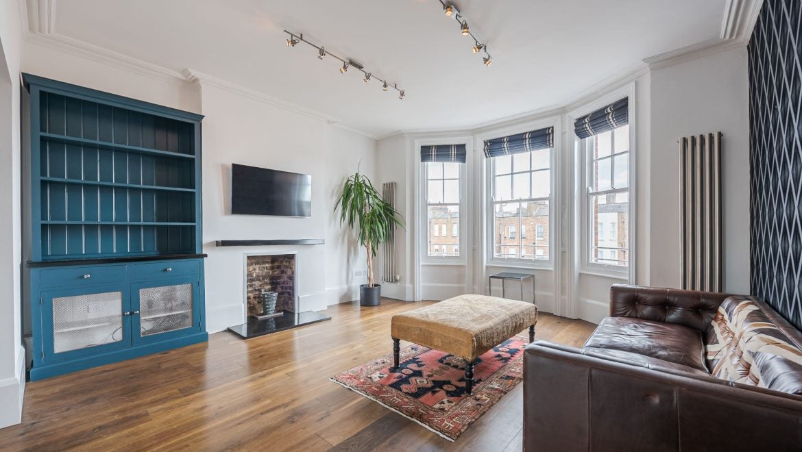 Flat Abingdon Road in Greater London