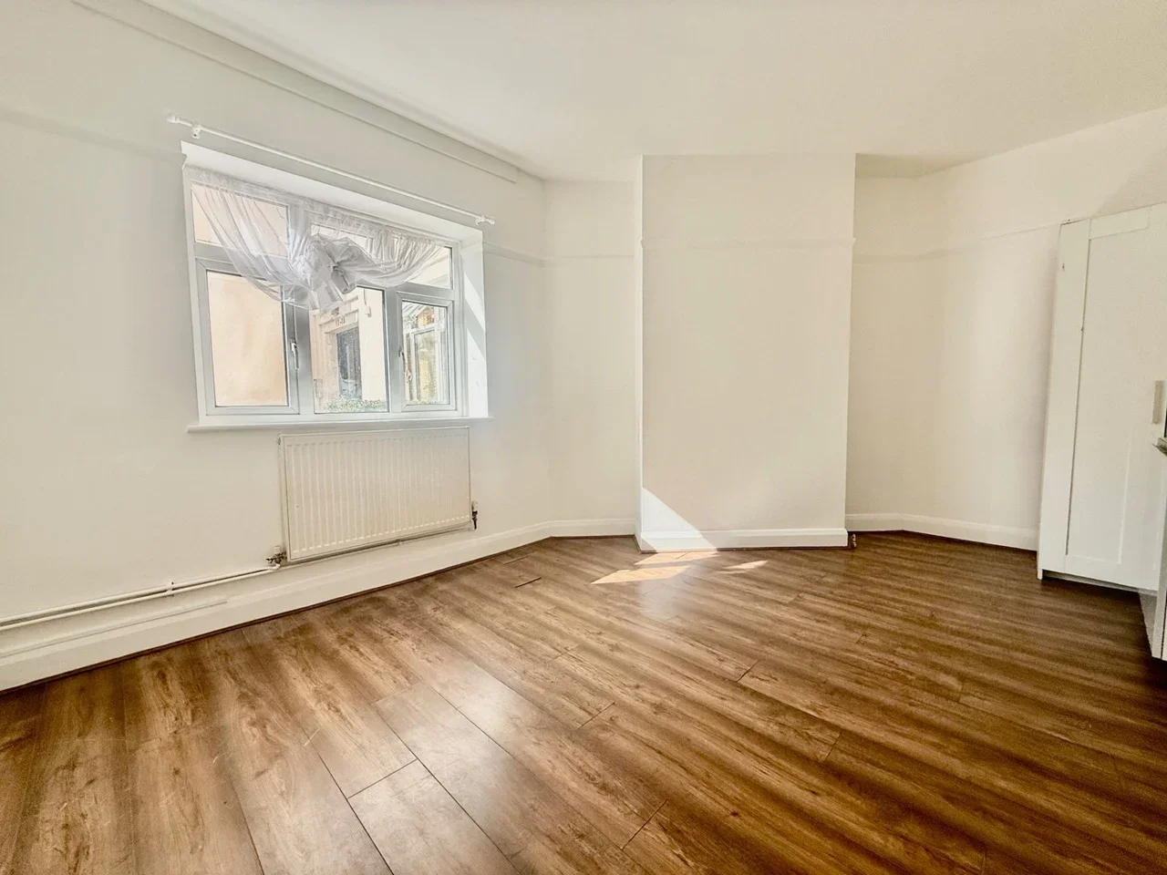 Flat Morland Road in Greater London