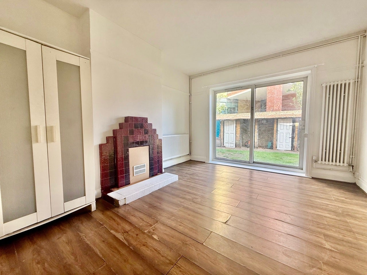 Flat Morland Road in Greater London