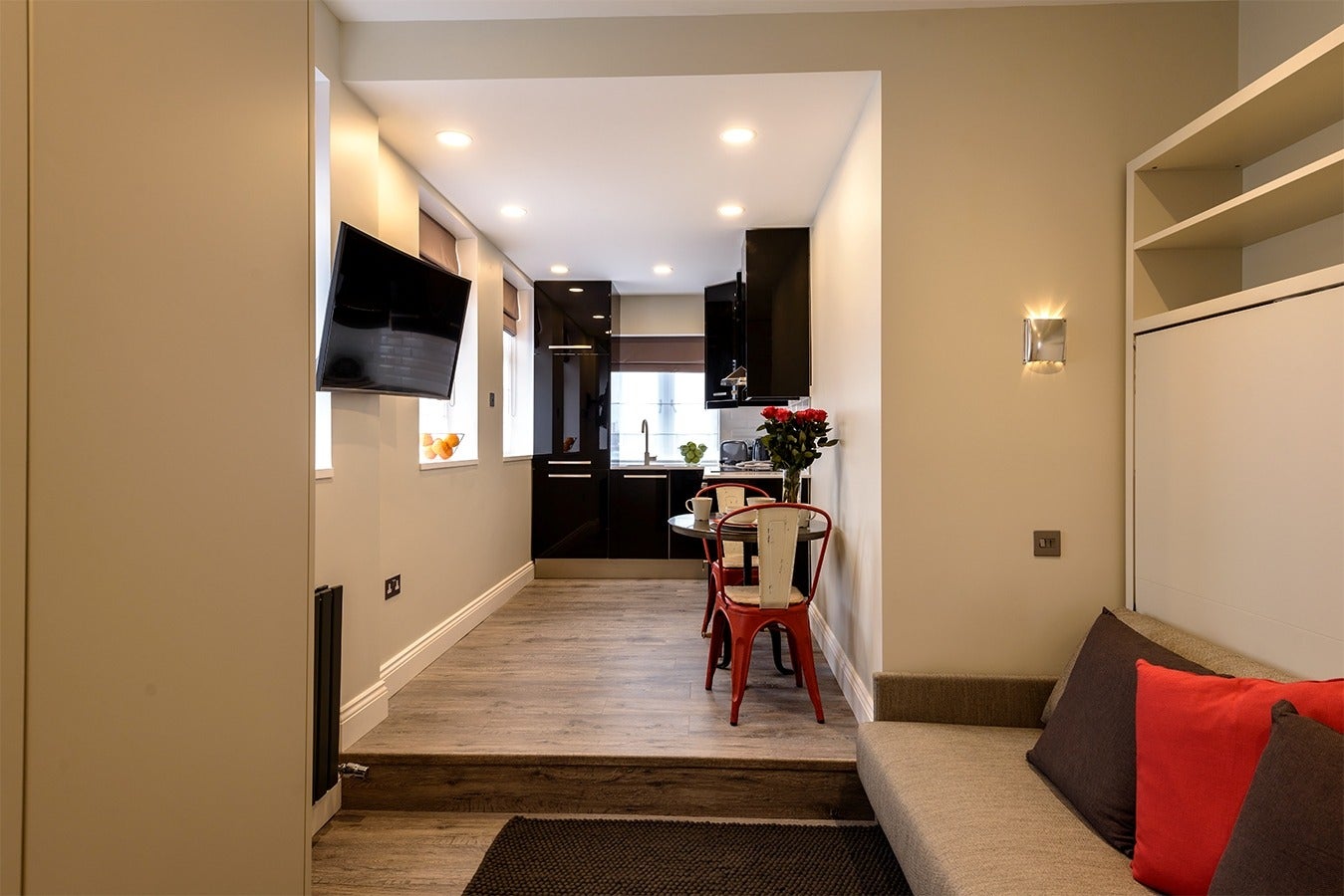 Flat West End Lane in Greater London