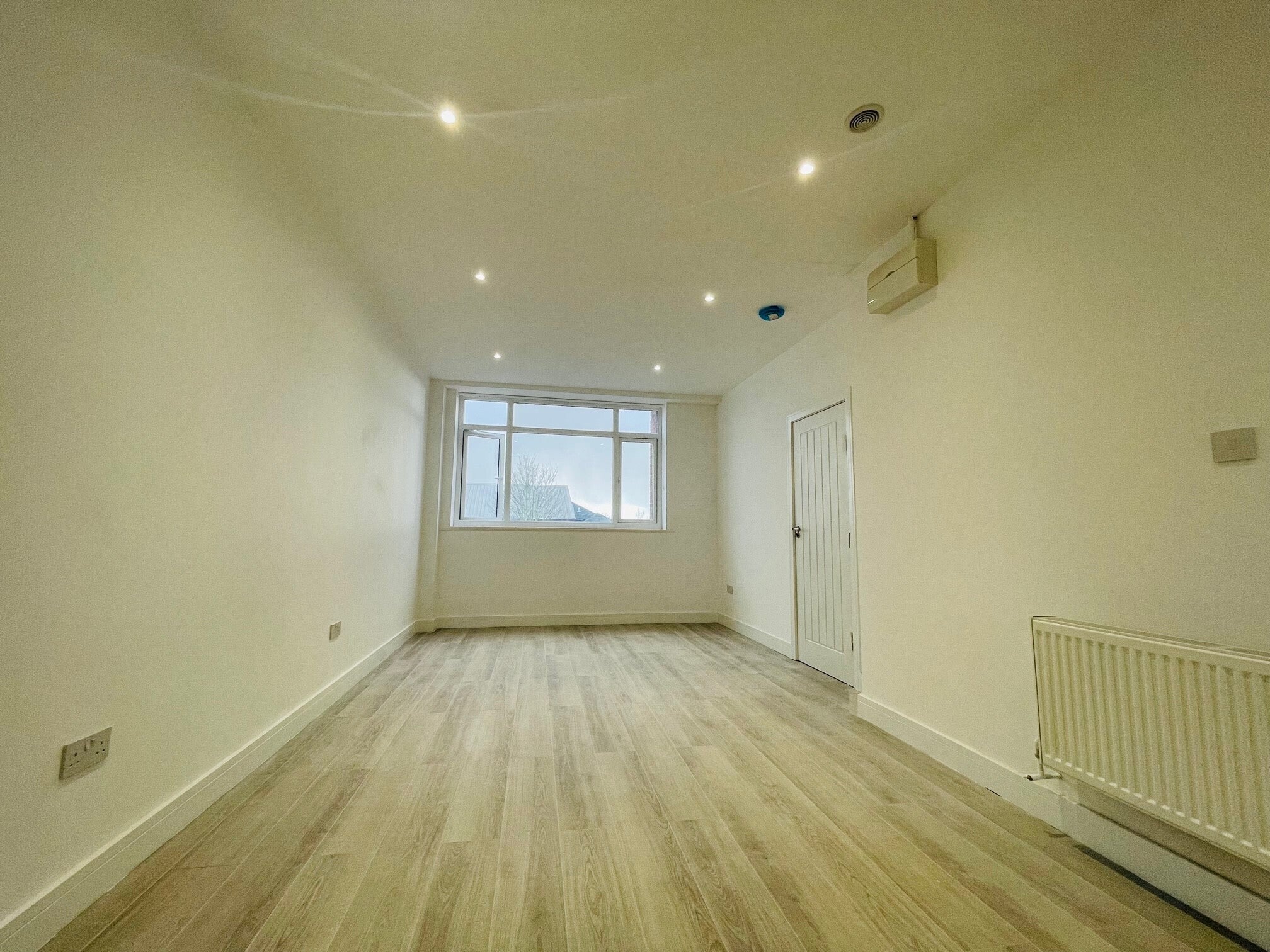 Flat Carter's Green in Sandwell