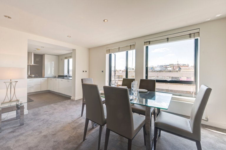 Flat Fulham Road in Greater London