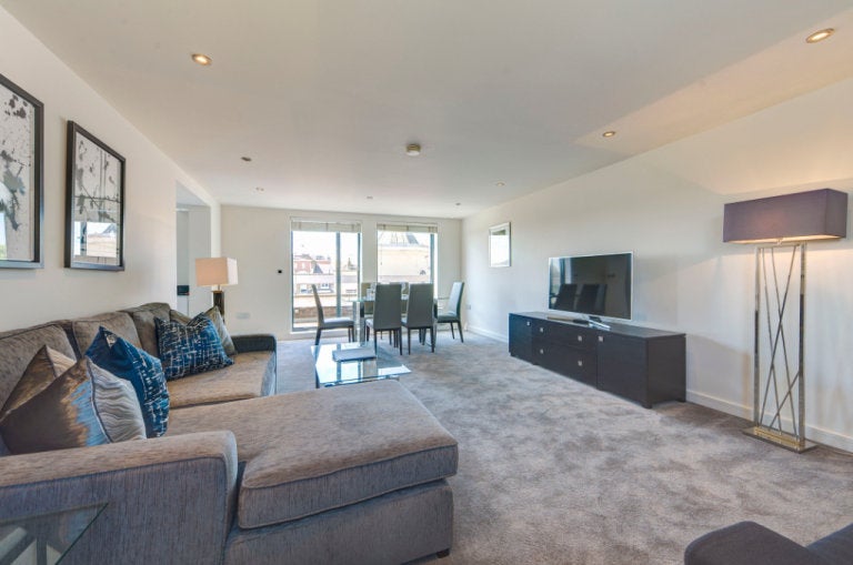 Flat Fulham Road in Greater London