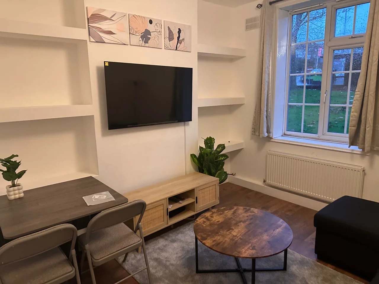 Flat The Hyde in Greater London