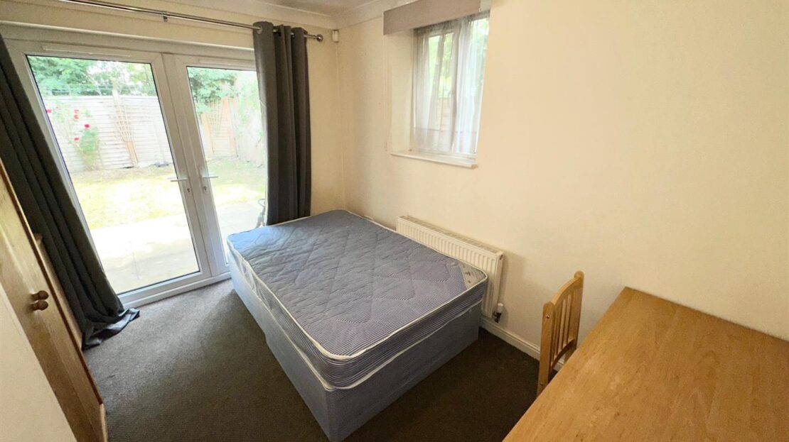 House Buchan Close in Greater London