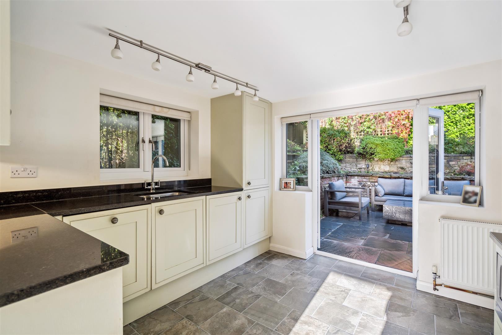 House Kings Lane in Cookham Dean