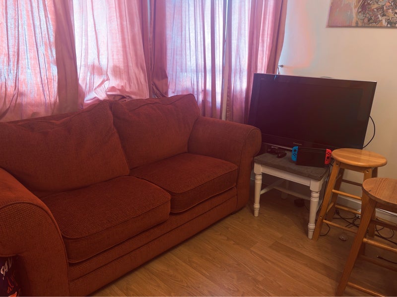 Room Queen's Crescent in Greater London