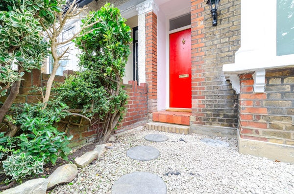 House Edward Road in London
