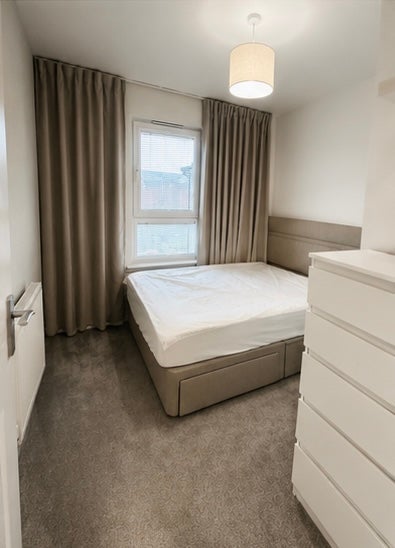 Flat Springfield Gardens in Glasgow