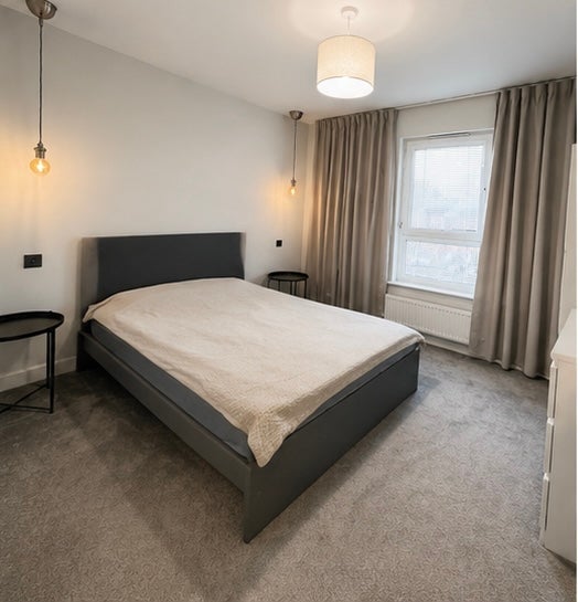 Flat Springfield Gardens in Glasgow