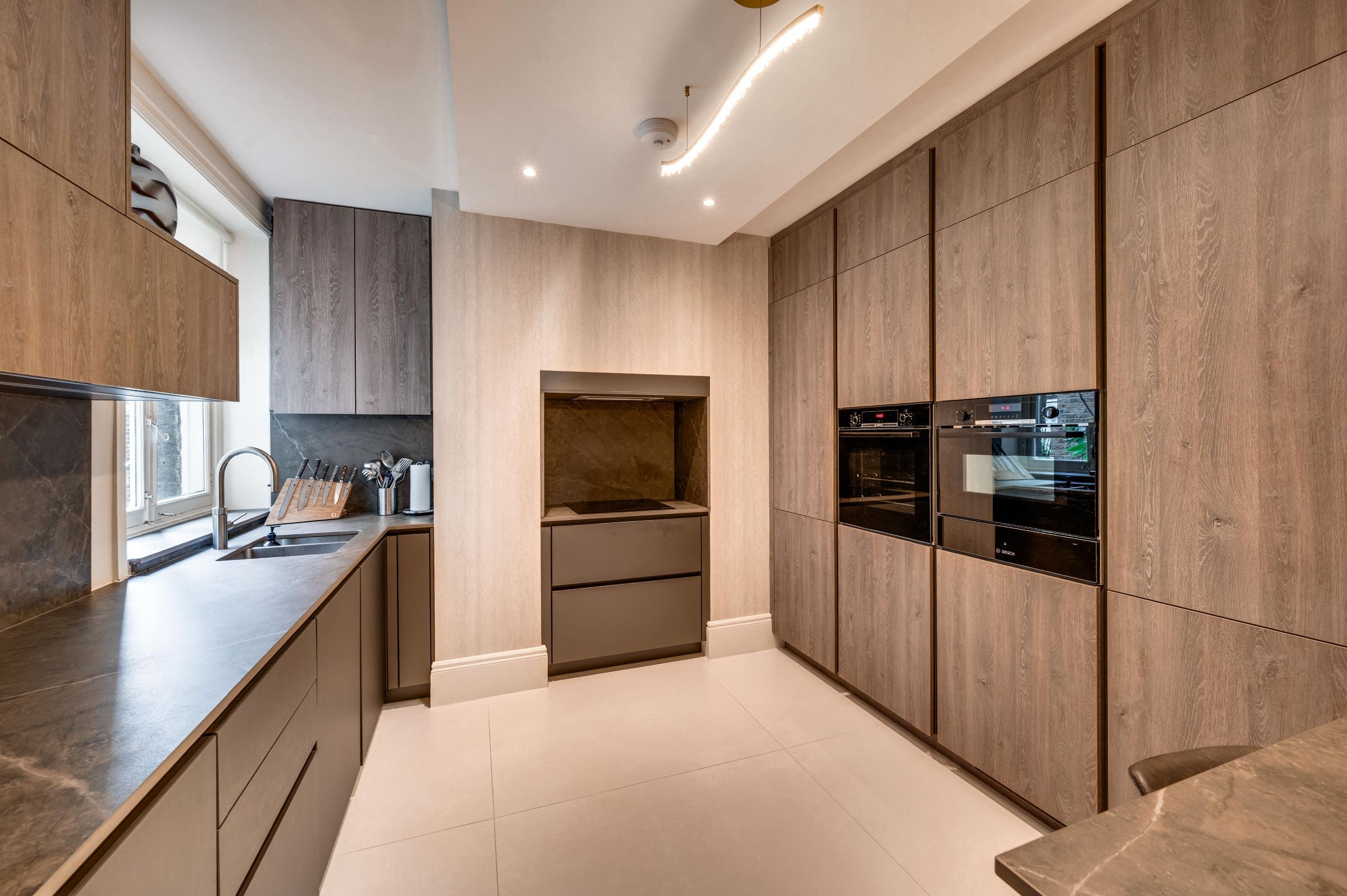 Flat Abingdon Villas in Greater London