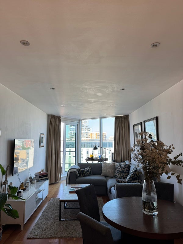 Room Juniper Drive in Greater London