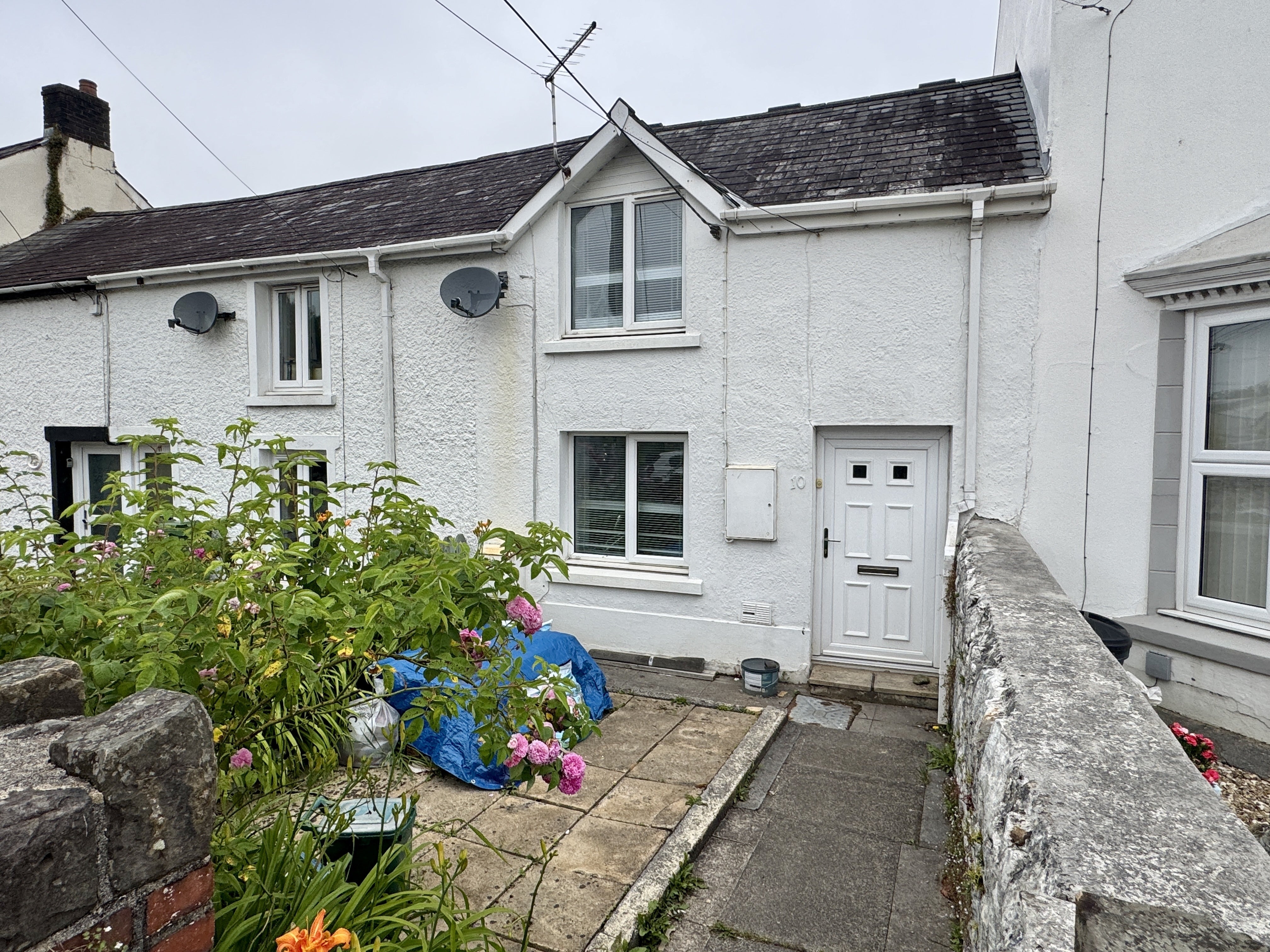 House Old St Clears Road in Carmarthen