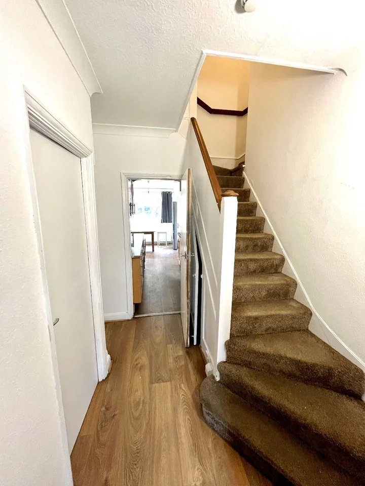 Room Radcliffe Road in Greater London