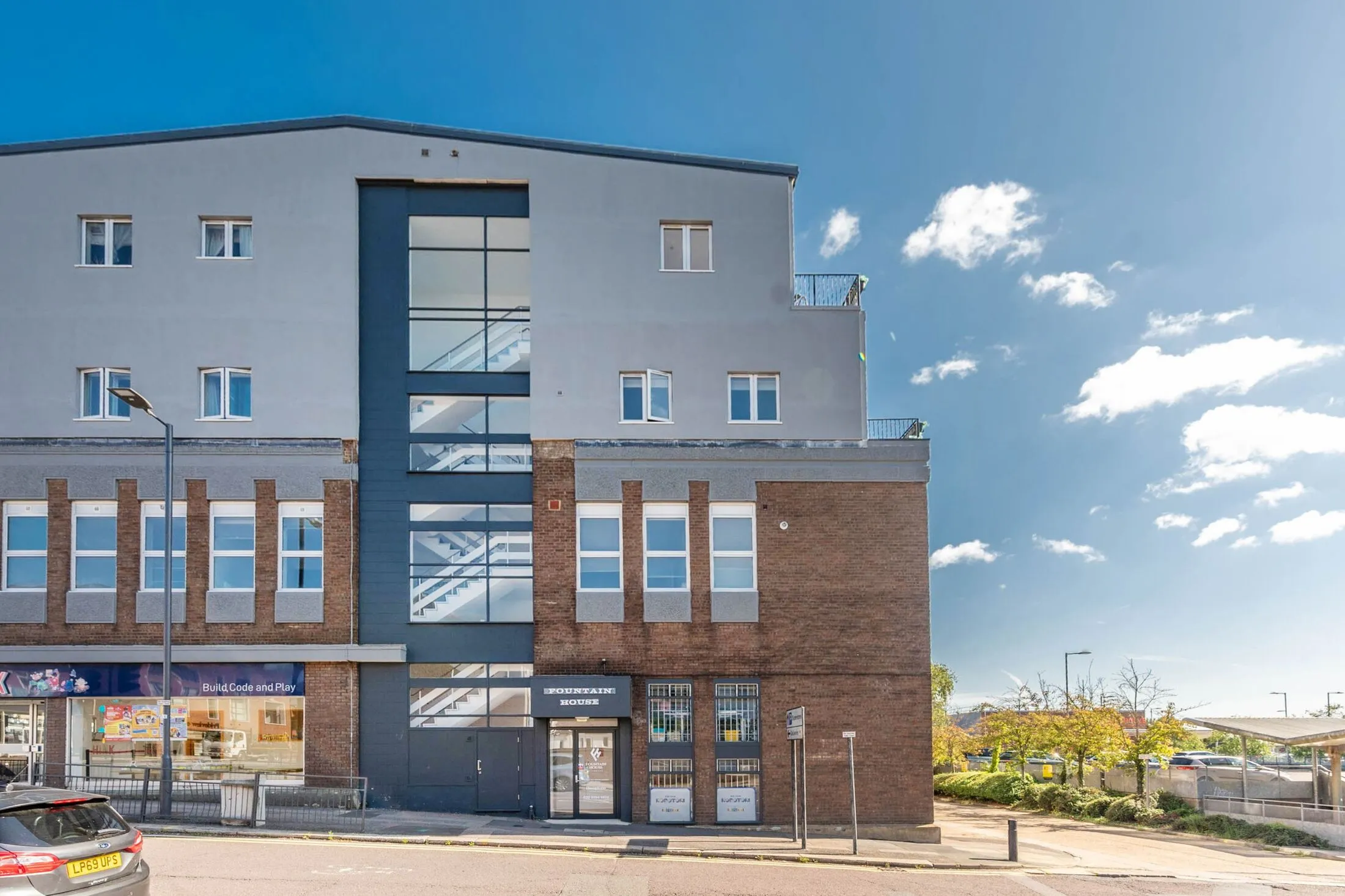 Flat Church Road in Greater London