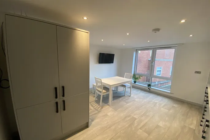 Room Moore Gate in Broxtowe