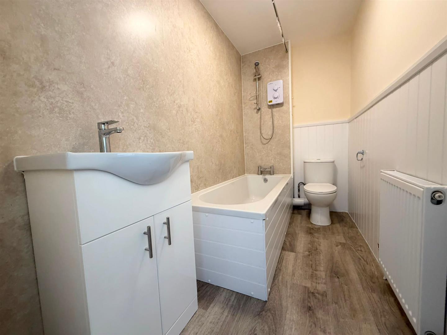House Vincent Close in Greater London