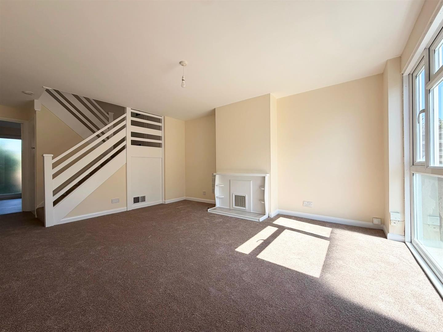 House Vincent Close in Greater London