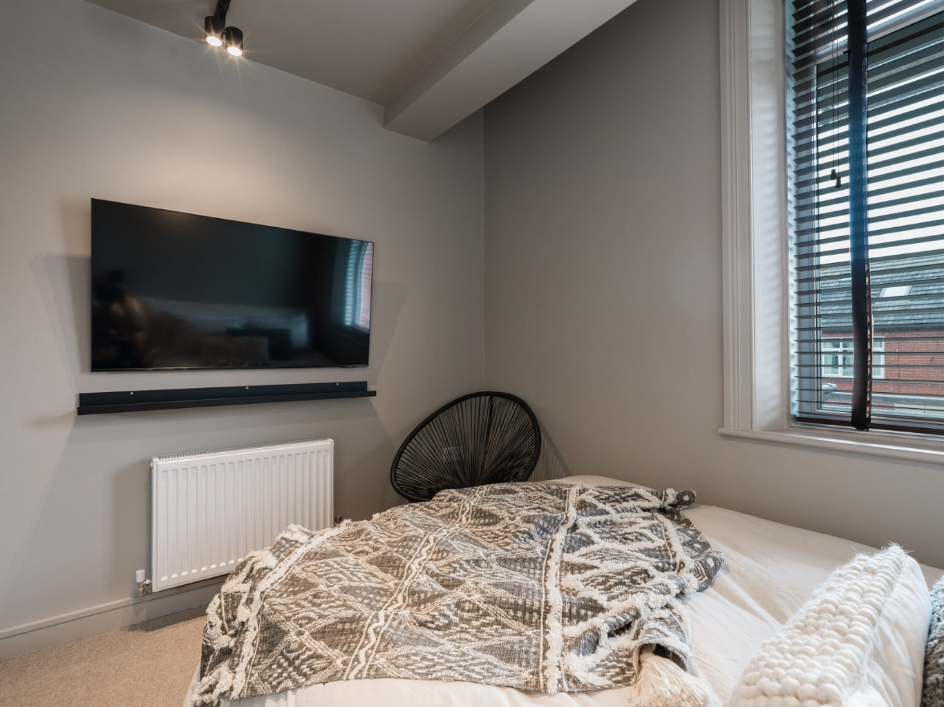 Room Cavendish Road in Newcastle upon Tyne