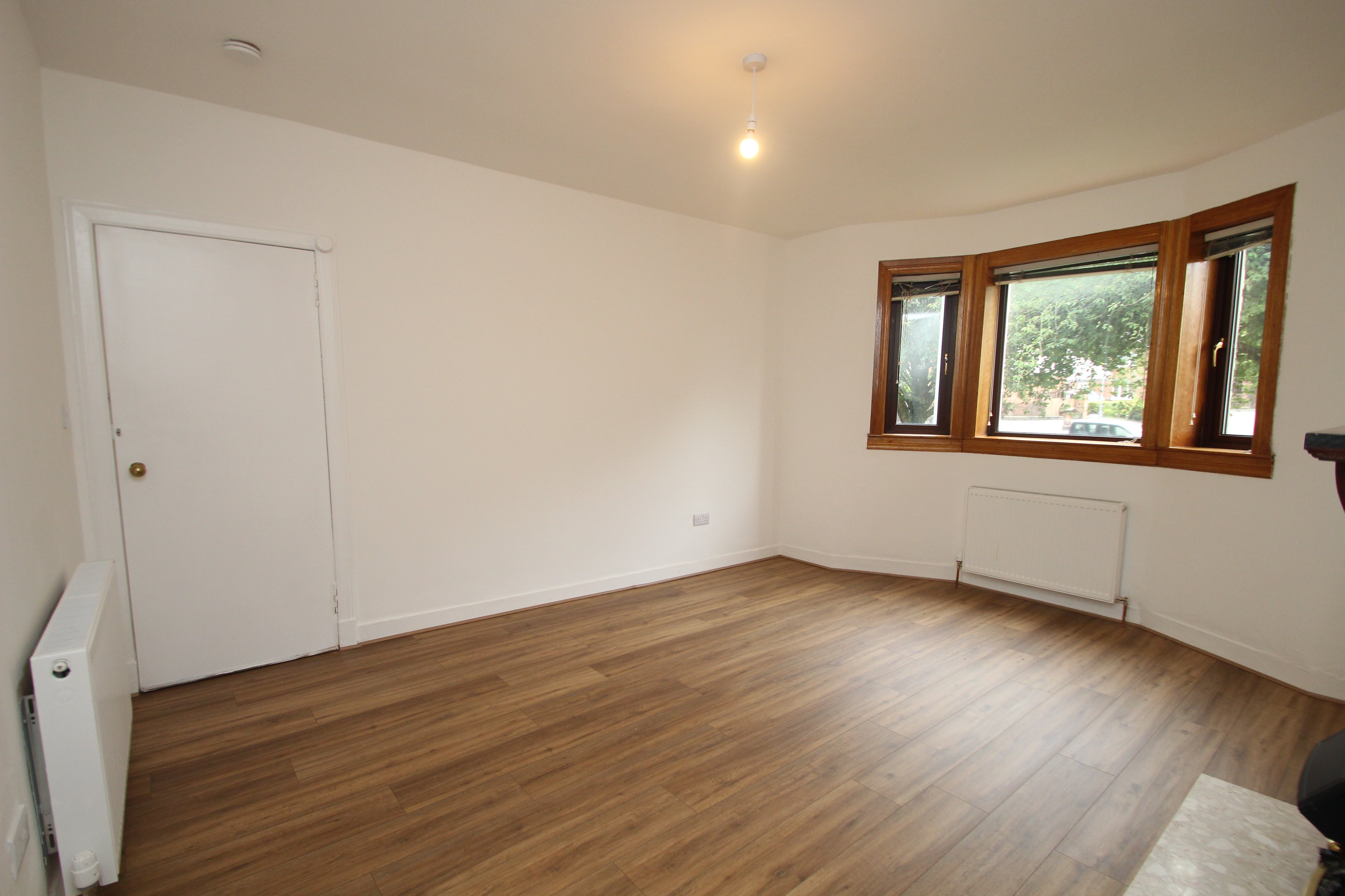 Flat Reid Street in Rutherglen