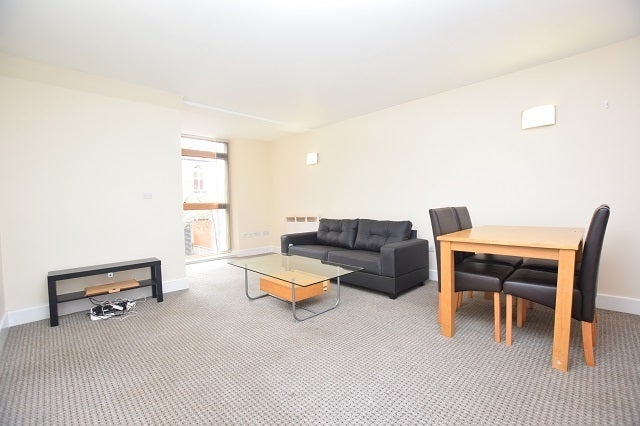 Flat Rockingham Street in Sheffield