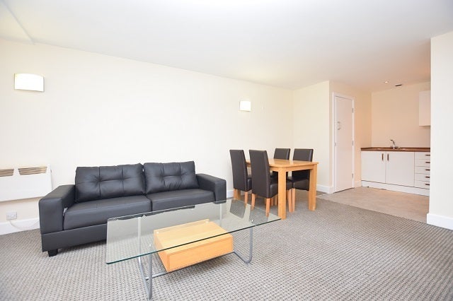 Flat Rockingham Street in Sheffield