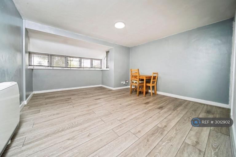 Flat Columbia Grange in Newcastle upon Tyne
