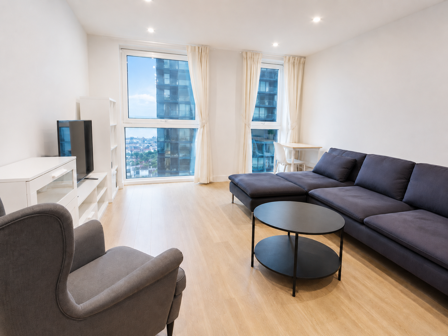 Flat Wandsworth Road in Greater London