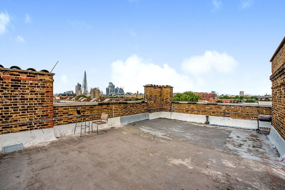 Flat Old Kent Road in Greater London