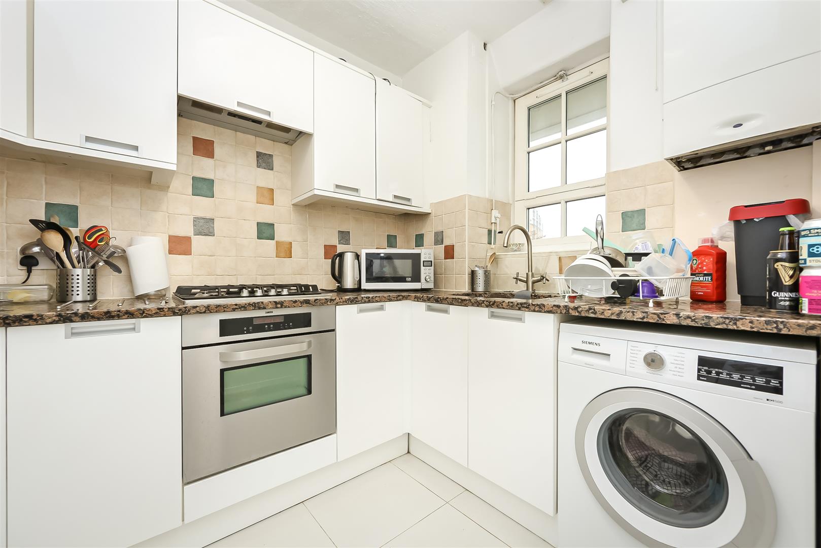 Flat Whitgift Street in Greater London