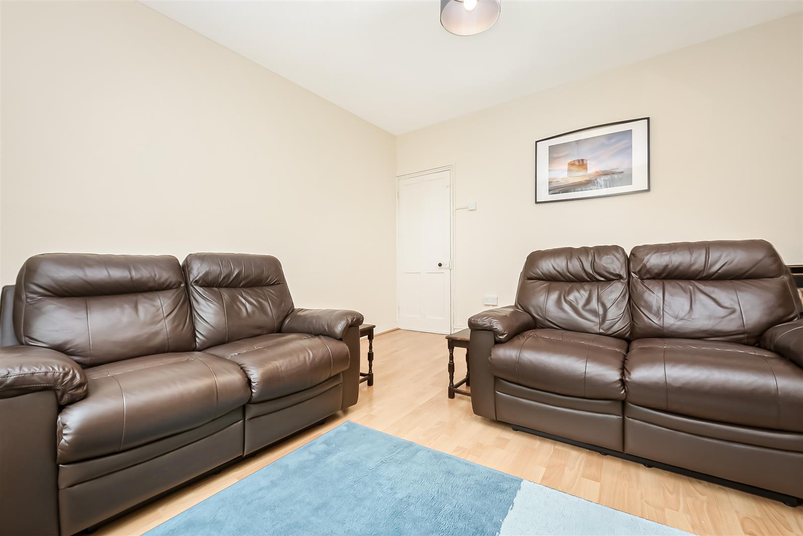 Flat Whitgift Street in Greater London