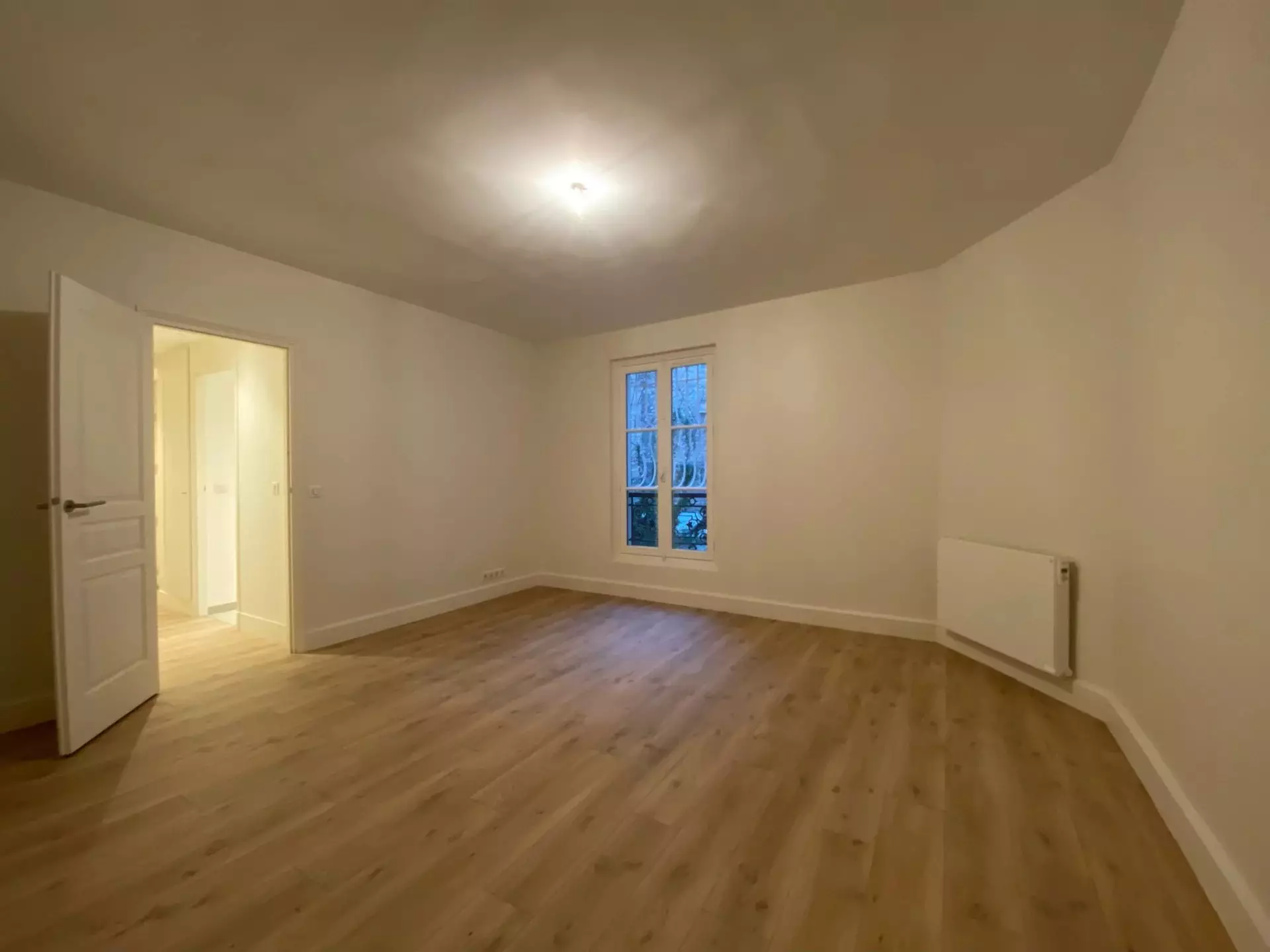 Flat Rue Jean Bologne in Paris