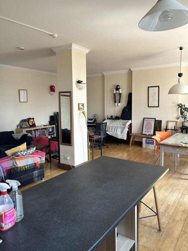 Room Bethnal Green Road in Greater London
