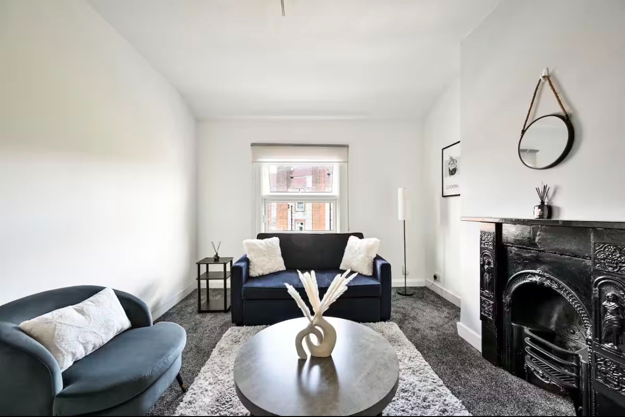 Flat Camden Park Road in Greater London
