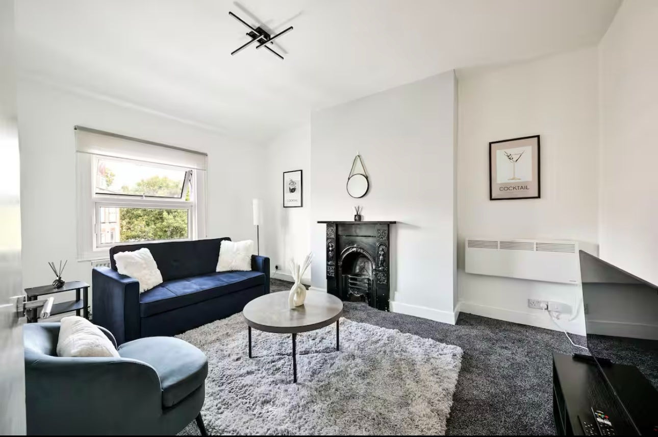Flat Camden Park Road in Greater London