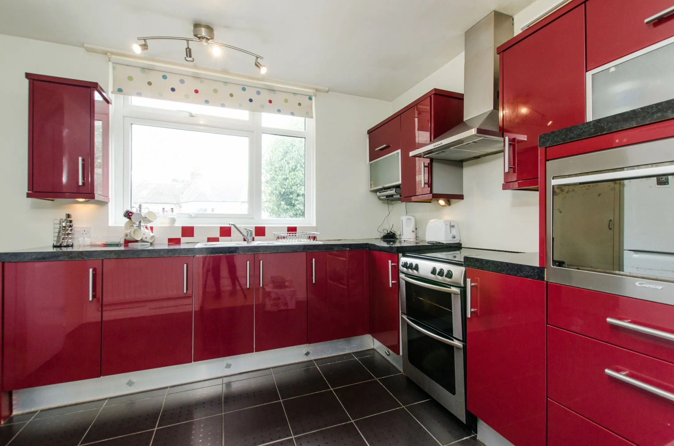 Flat Childebert Road in Greater London