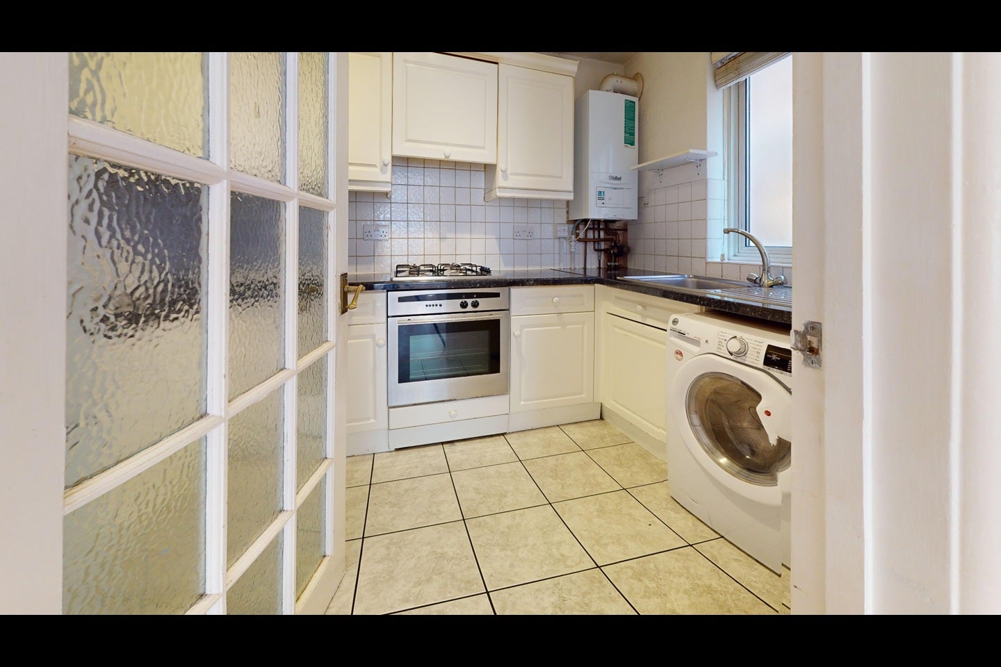 Flat Kingston Road in Greater London