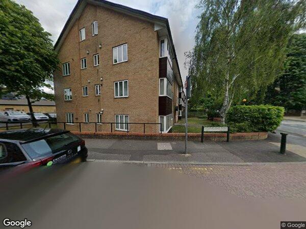 Flat Kingston Road in Greater London